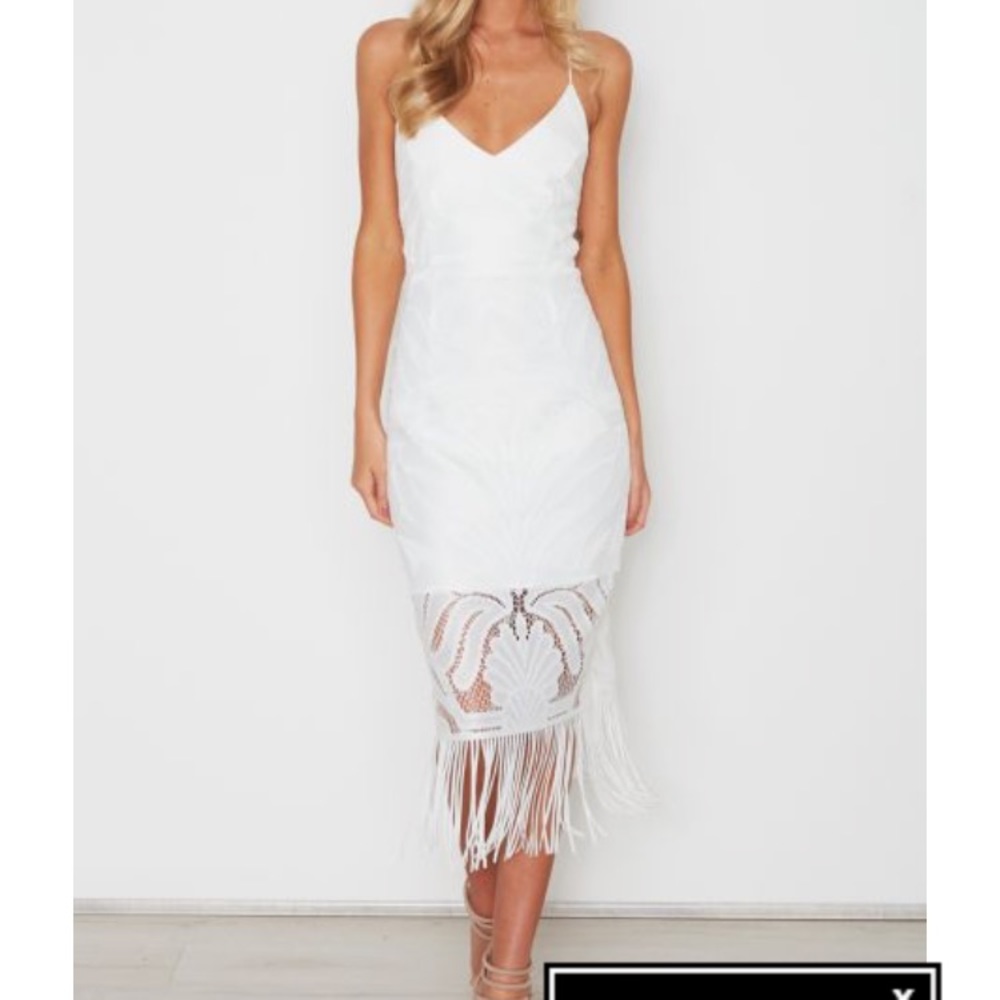 Calling all Brides! White lace midi w/ fringe
